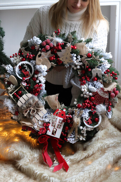 duży świąteczny wianek Christmas with tenDOM z sankami