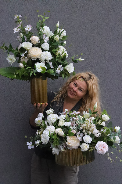 Goldenilla Deluxe, kompozycja kwiatowa