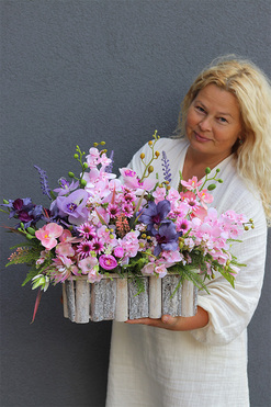 Delicate Lilan, dekoracja nagrobna w skrzynce, wym.45x53x30cm