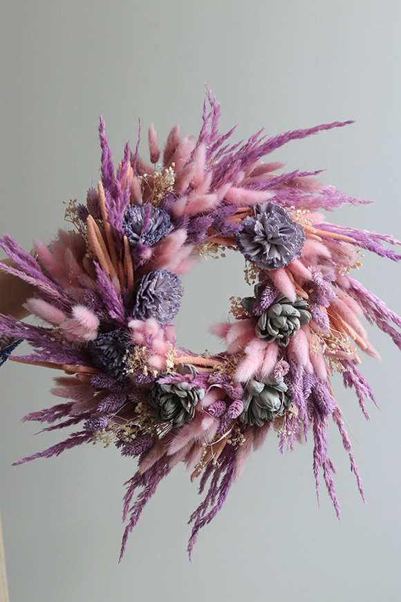 Eurydyka, dekoracyjny wianek z suszem