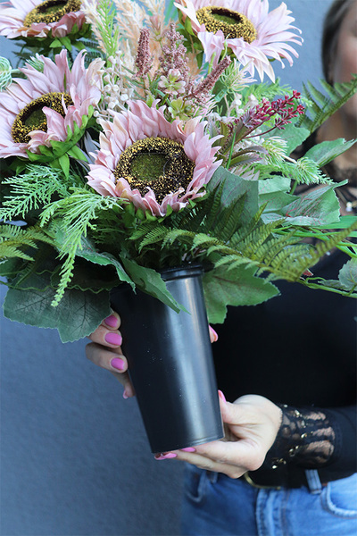 Auraliana, bukiet nagrobny we wkładzie, wys.50cm