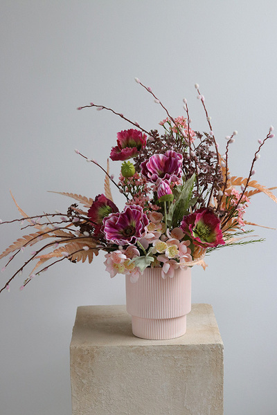 Idylla, nowoczesna kompozycja wiosenna, wym.48x60x40cm