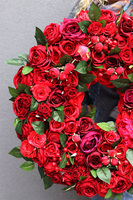 Czerwona Łuna, bogaty czerwony wianek z owocami