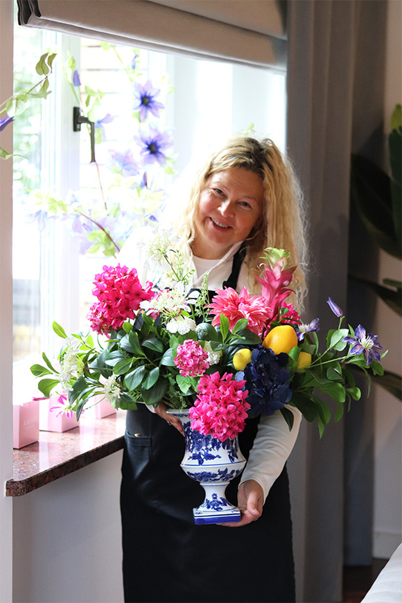 Mamma Mia!, kompozycja kwiatowa w pucharze