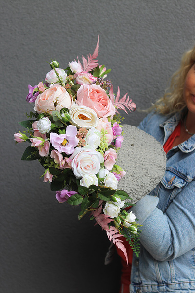 Pink Love Volcan, stroik nagrobny serce