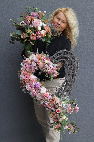 Georita 2, bukiet nagrobny we wkładzie