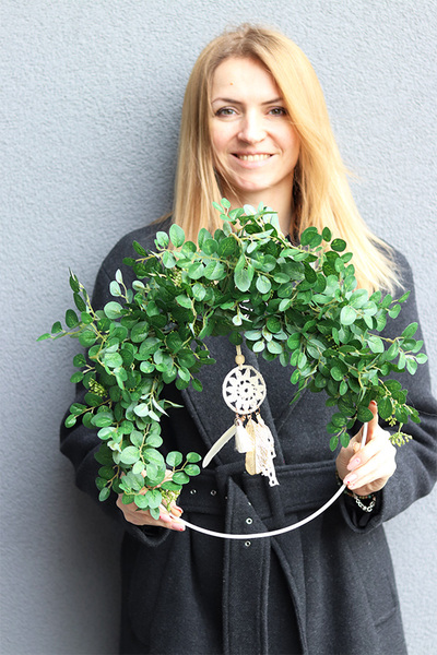 Subtelle Leaves, wianek na drzwi na obręczy z łapaczem snów