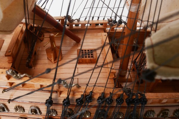 Soleil Royal, ekskluzywny model okrętu