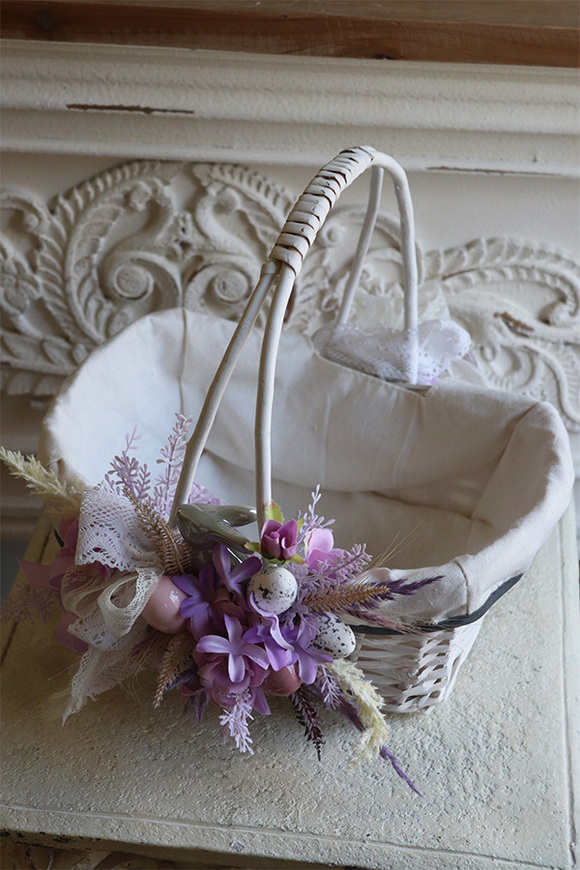 Very Peri, dwustronnie dekorowany koszyczek wielkanocny