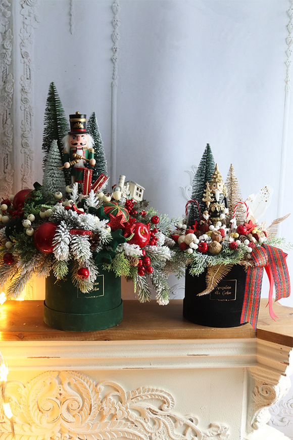 Dziadek do Orzechów Green, flowerbox świąteczny