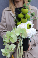 Gerre, bukiet nagrobny we wkładzie ze storczykiem