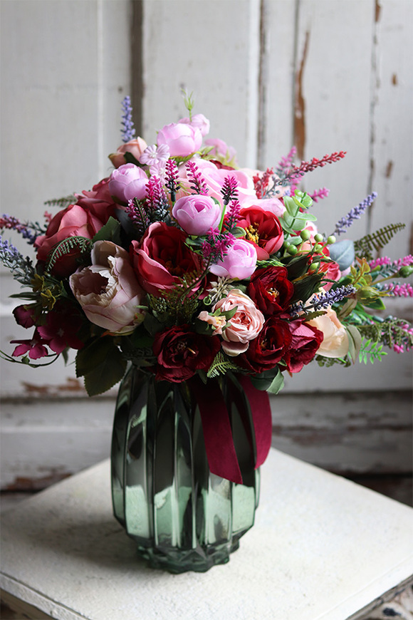 Bella Lux Corrida, kompozycja kwiatowa w szklanym wazonie