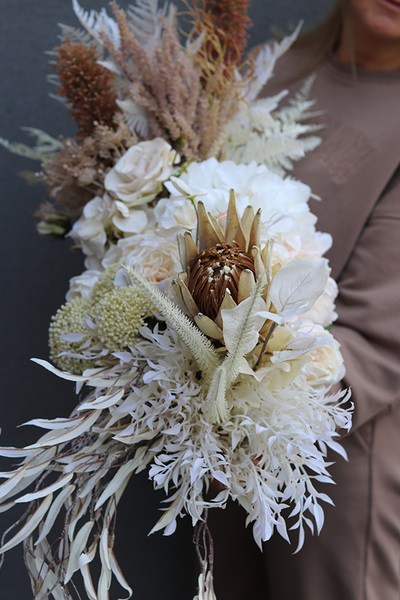 Beżowe Boho Concrete, kompozycja kwiatowa na stół Laos