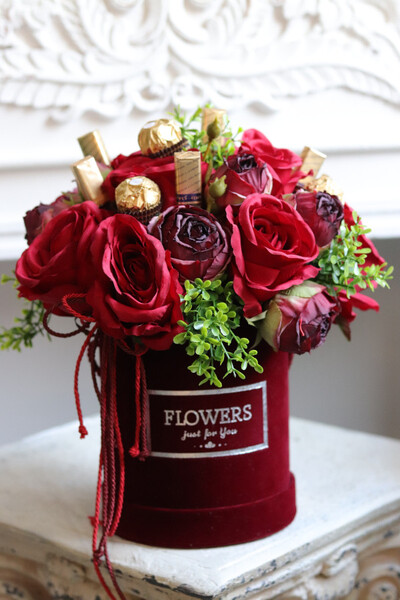 atrakcyjny kwiatowy flowerbox dla Kochanej Babci