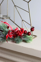 Star Red Winter, świąteczny stroik na świeczniku