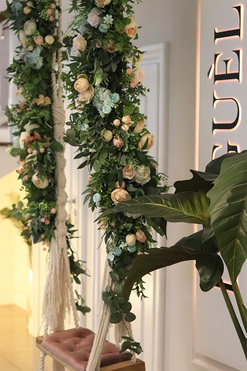 La Guel Blue, elegancka biała girlanda kwiatowa, dł.150cm 