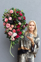 Bolonia Nerudena, wiązanka nagrobna z lampionem