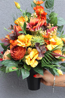 Pomarańczowa Energia, bukiet nagrobny we wkładzie, dł.60cm