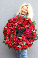 Czerwona Łuna, bogaty czerwony wianek z owocami