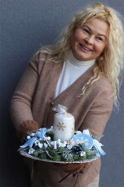 Niebieskie Święta, stroik świąteczny na talerzu, śr.33cm  