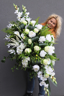Weronika, biała wiązanka nagrobna, dł.140cm 