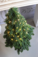 Norweski Design 2 LED, choinka na stojaku jak żywa