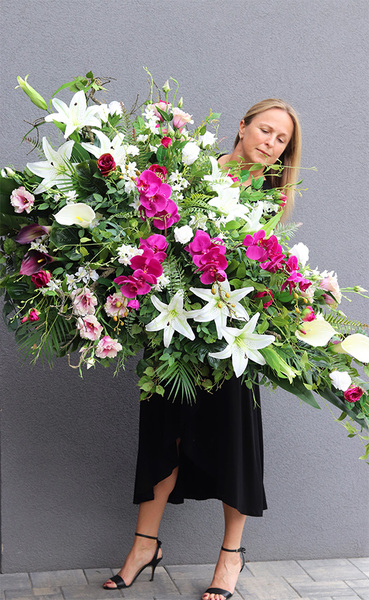 Królewska, ogromna wiązanka nagrobna, dł.150cm