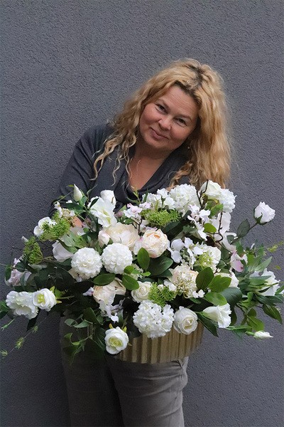 Goldenilla Big Deluxe, kompozycja kwiatowa