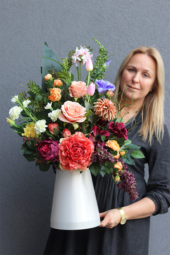 Medaria, bukiet nagrobny we flakonie