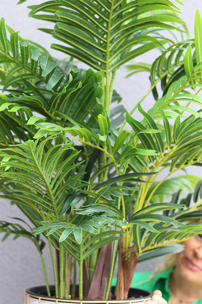 Areca Design, sztuczna palma w metalowej donicy