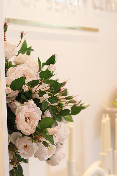 Roses Secret of Flowers, bukiet kwiatów do wazonu