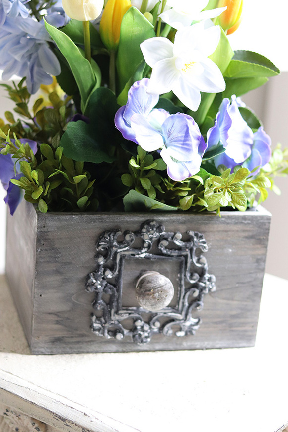 Hiacynty & Bratki, wiosenna dekoracja w szufladzie