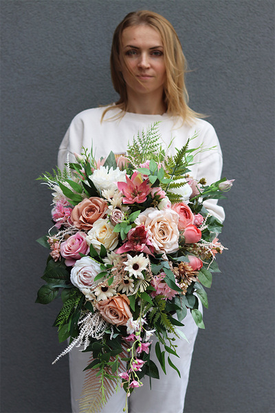 Helojza, zestaw dekoracji nagrobnych