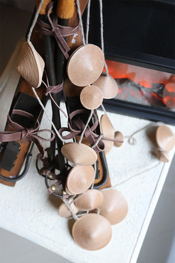 Modern Wood, drewniana zawieszka łańcuch, gładki, dł.135cm 