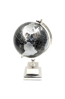 Black World 2, globus na kamiennej podstawie