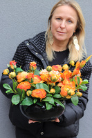 Fireland, pomarańczowa kompozycja nagrobna w naczyniu