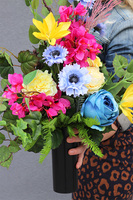 Summer, barwny bukiet nagrobny we wkładzie, wys.48cm 