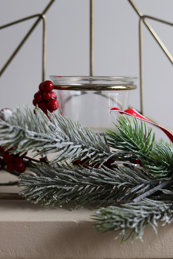 Star Red Winter, świąteczny stroik na świeczniku