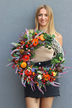 Jesienny Poranek, asymetryczny wianek jesienny, rozp.60cm  