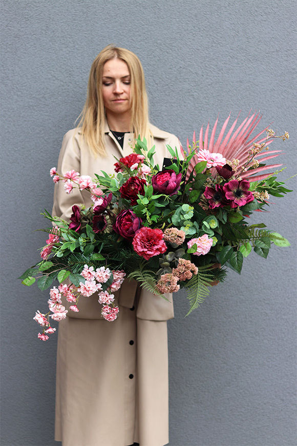 Bolonia Fretra, wiązanka nagrobna z lampionem
