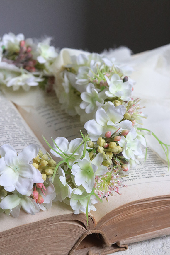 Aisne, komunijny wianek na głowę