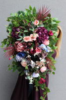 Kolenia, elegancka wiązanka nagrobna