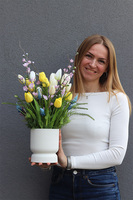 Hellite Pastelle, kompozycja wiosenna z tulipanami