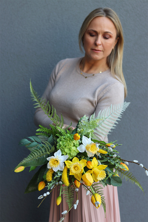 Spring Lux, bukiet nagrobny z gumowymi kwiatami