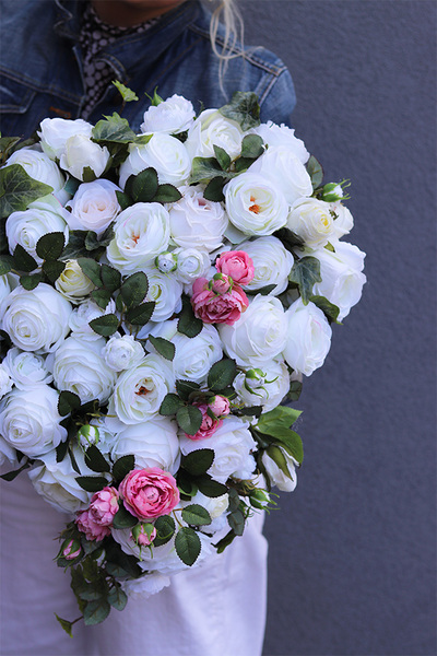 Serce Pełne Miłości, dekoracja nagrobna w kształcie serca