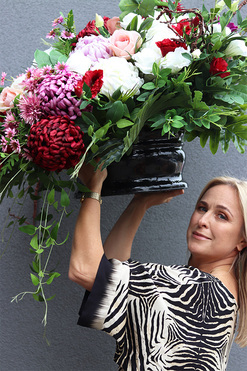 Bennet 3, kompozycja nagrobna w ceramicznej misie, dł.125cm 