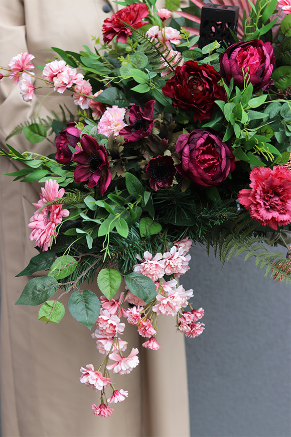 Bolonia Fretra, wiązanka nagrobna z lampionem