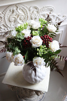 Dulcynea, bukiet z różami w wazonie