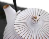 Awaji Gold White, żeliwny imbryk do herbaty, czarny