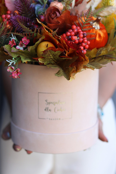 Beria, welurowy flowerbox jesienny, wym.34x34cm